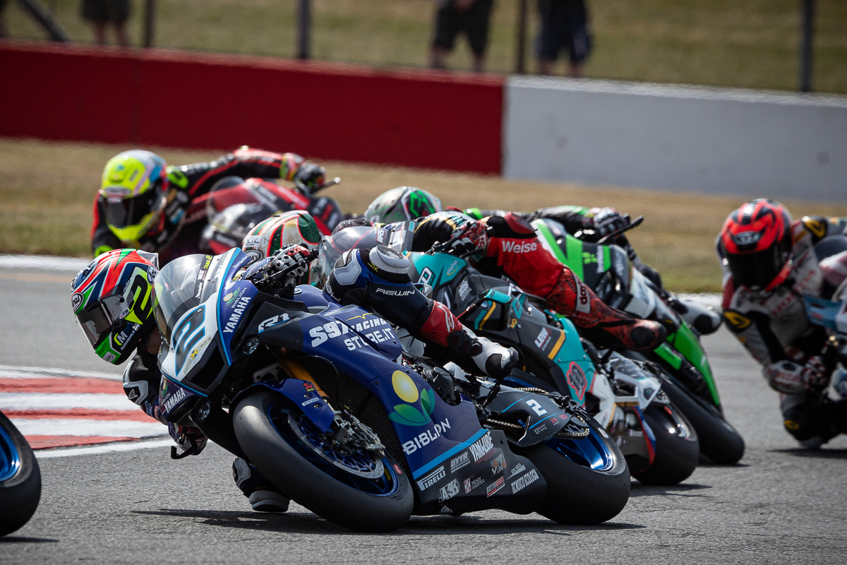 le-ultime-due-gare-di-donington-concludono-un-round-complicato-per-tamburini-e-la-sua-squadra