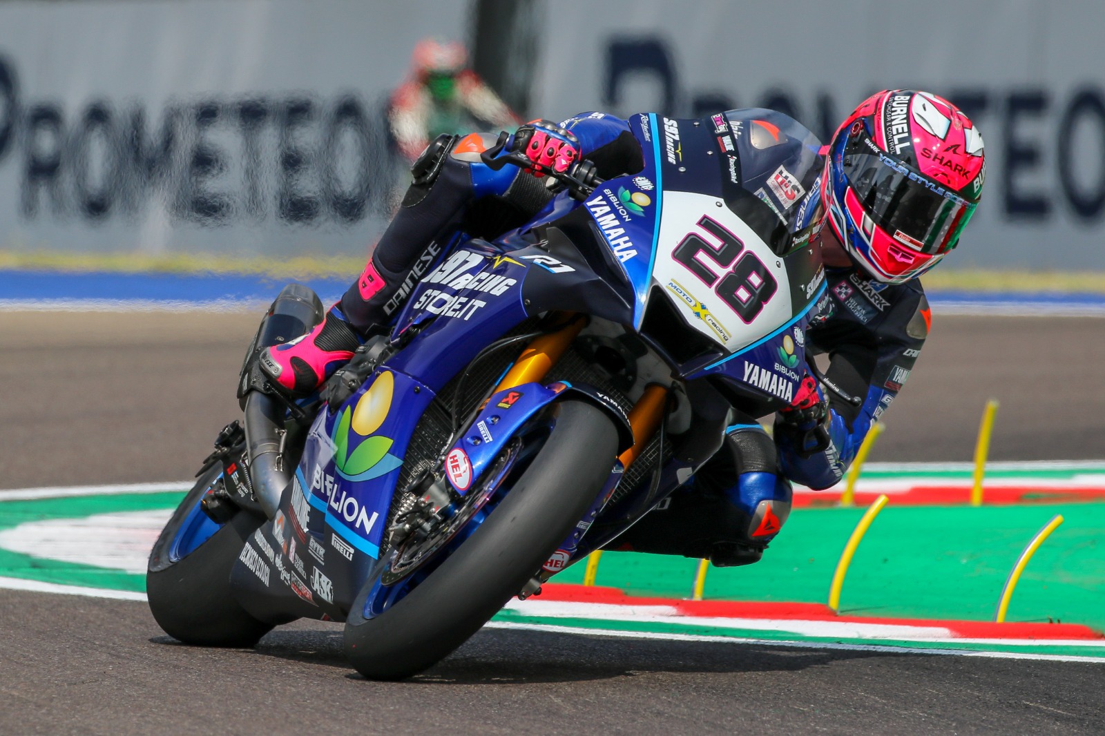 a-strong-start-for-ray-in-practice-at-imola