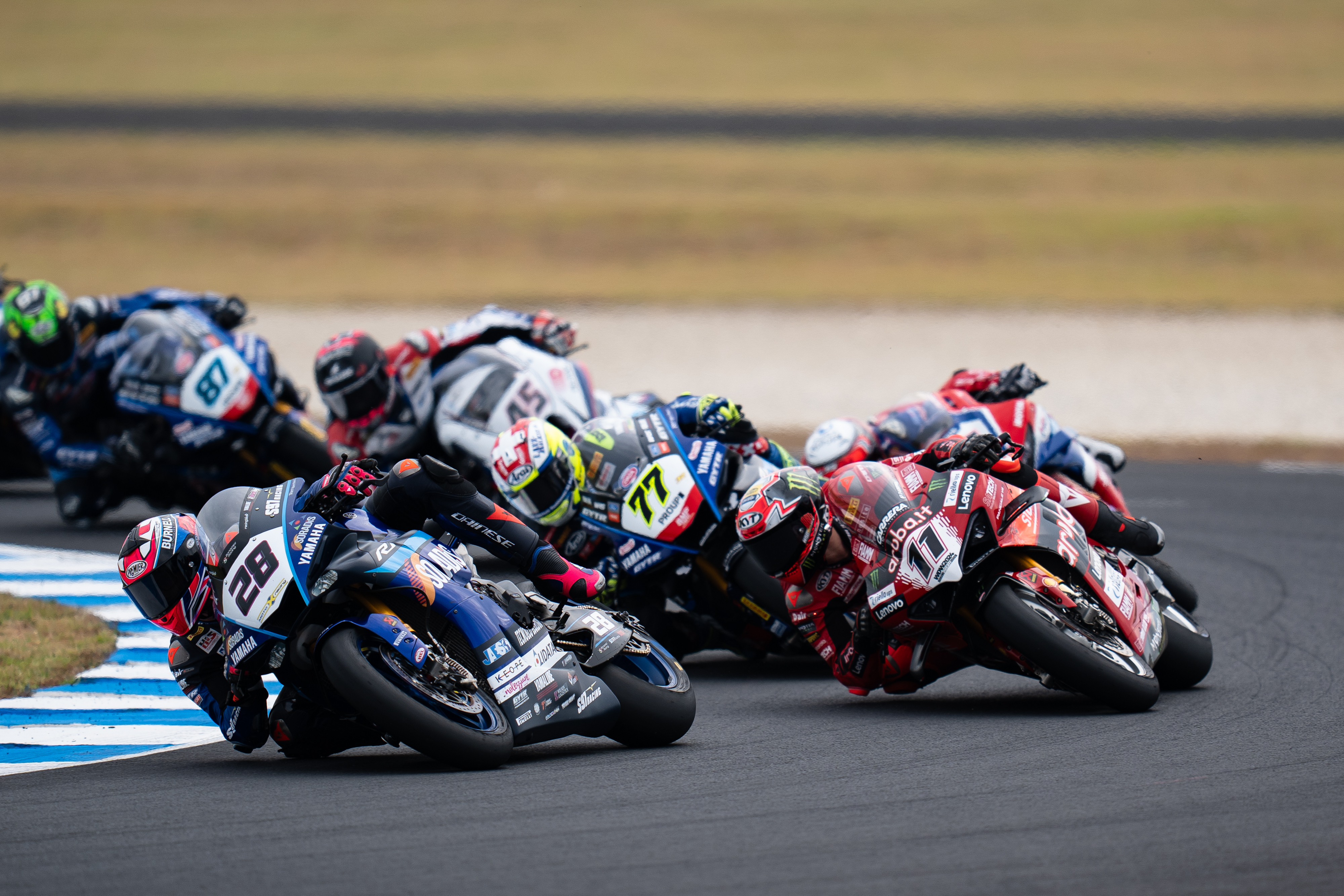 a-phillip-island-ray-centra-la-zona-punti-in-gara2