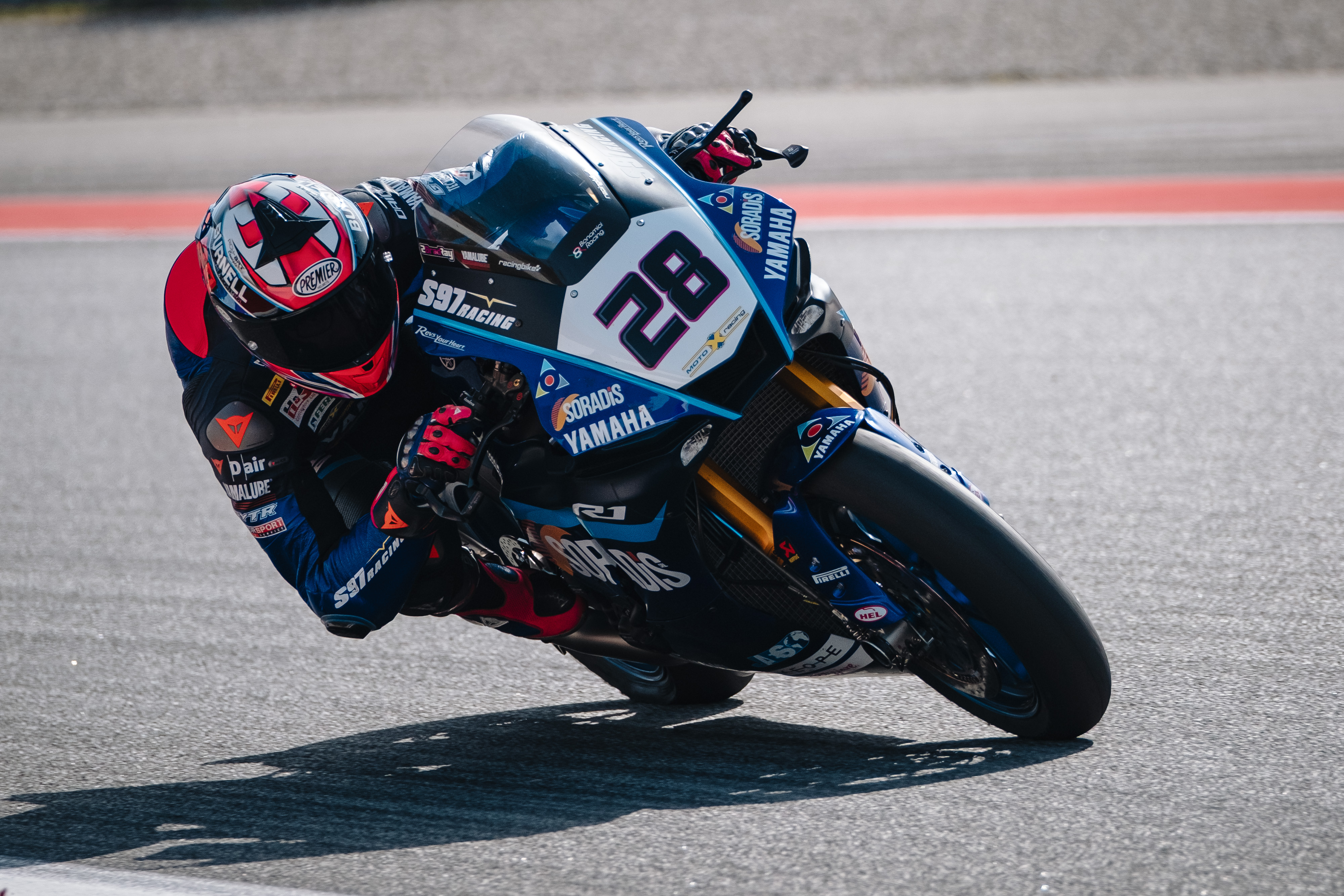 a-tough-free-practice-for-ray-at-barcelona