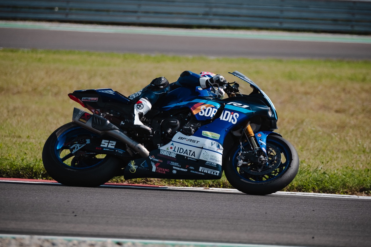 a-cremona-entrambi-i-piloti-a-punti-in-gara1