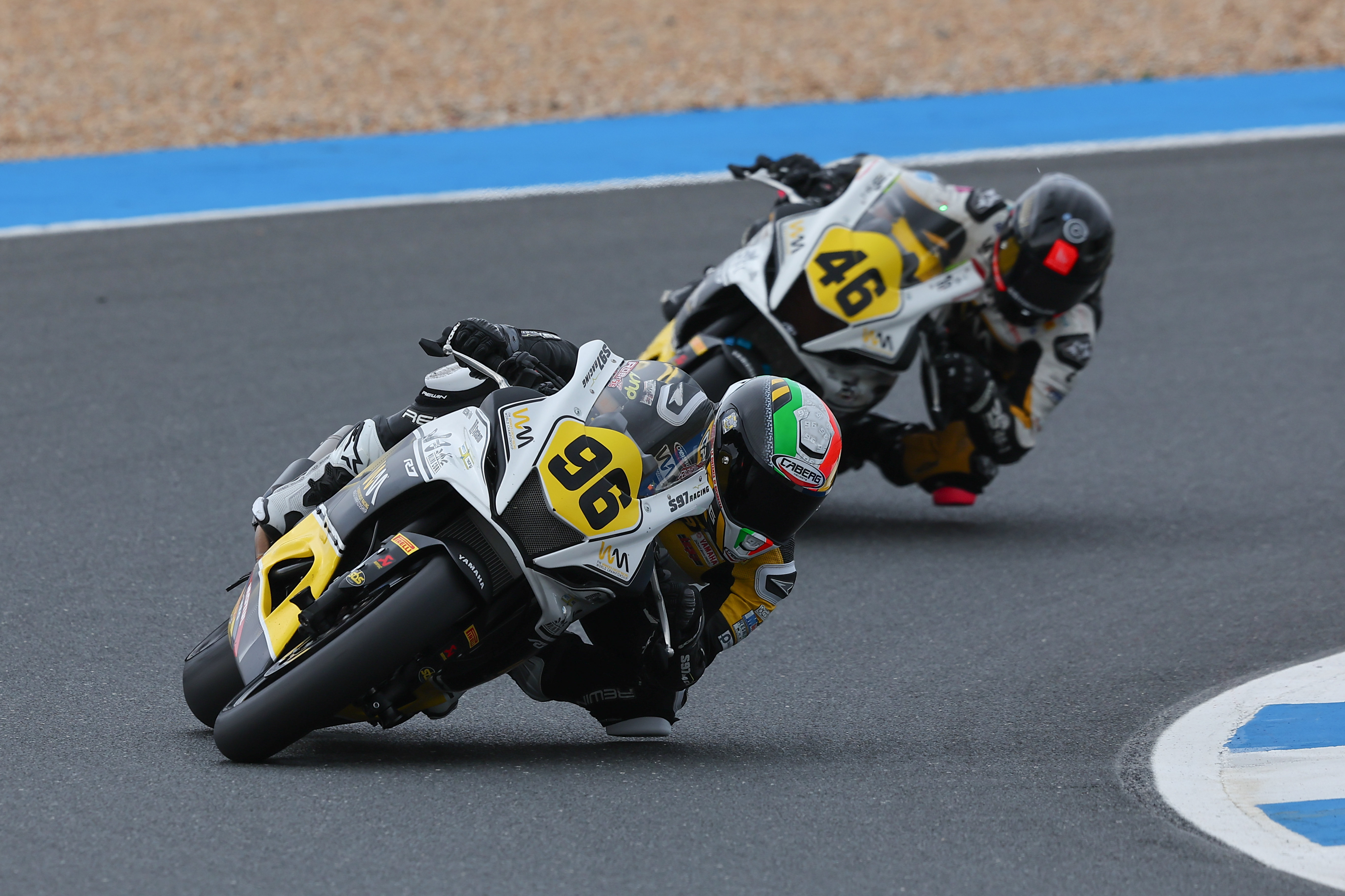 weekend-positivo-per-ponziani-ed-il-team-motoxracing-ad-estoril